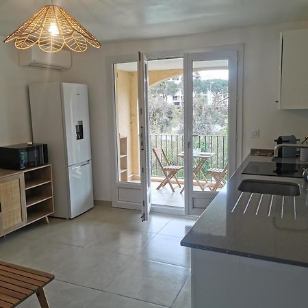 T2 Au Coeur Du Golfe De Saint Tropez Apartment Коголен Екстериор снимка
